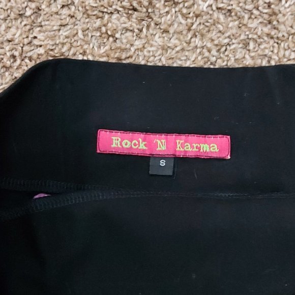 Designs by Naomi Kisses Skirt - Picture 3 of 7